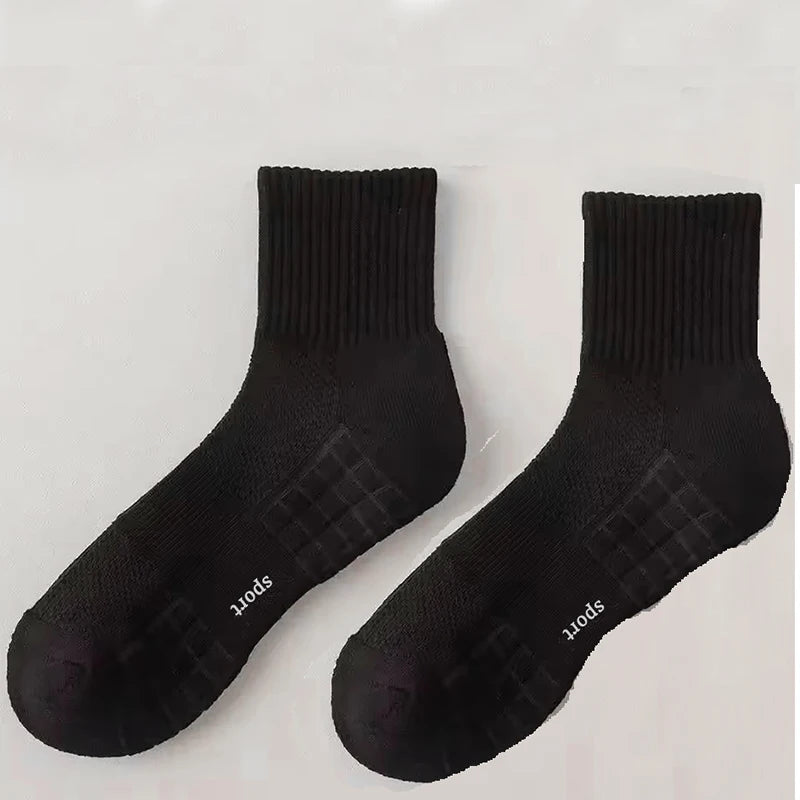 Cushioned Sports Socks — 1 Pair