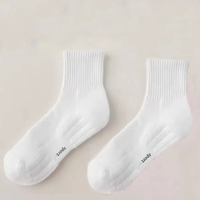 Cushioned Sports Socks — 1 Pair