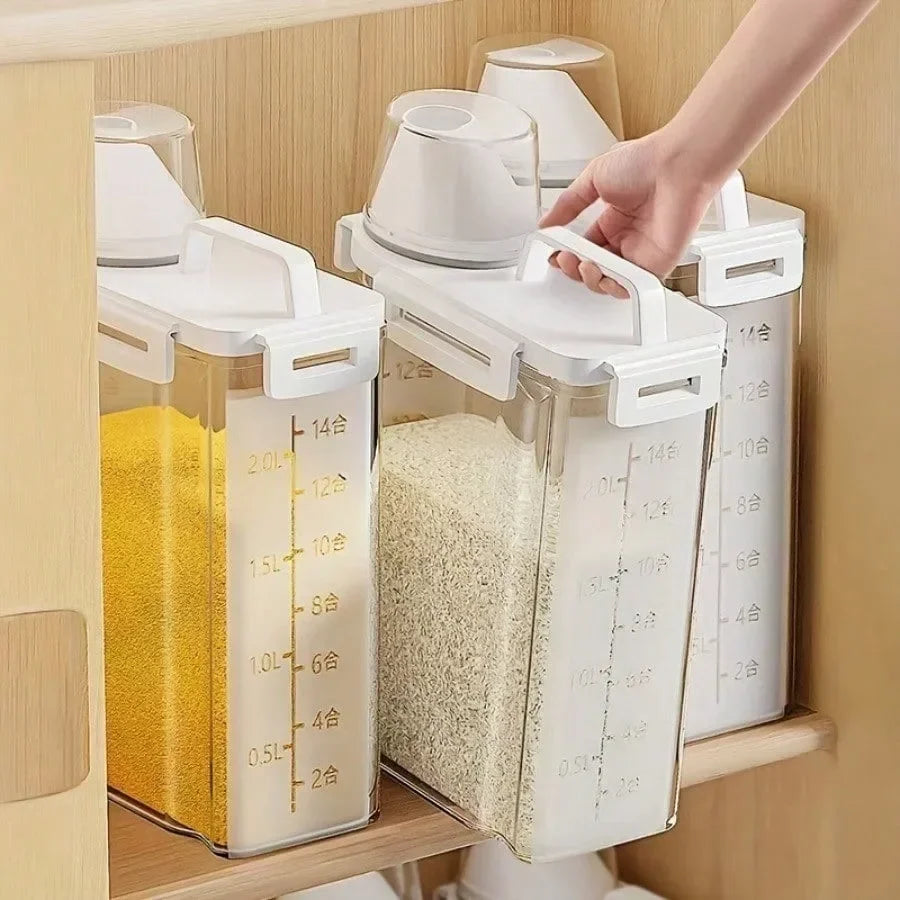 2.5L Dry Food Storage Container